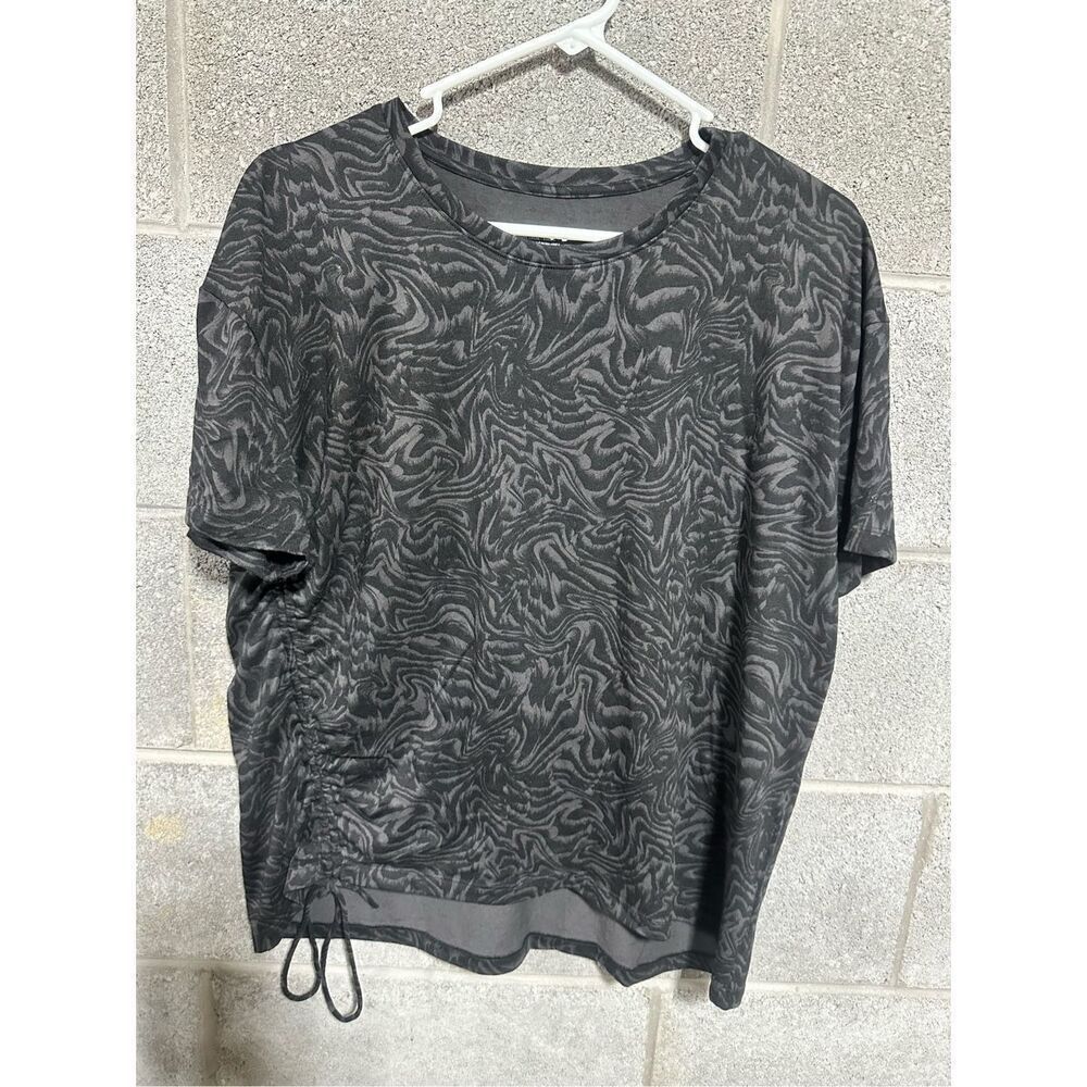 Under Armour Heat Gear Gray Black Pattern Top Side Cinch Short Sleeve Size L/G